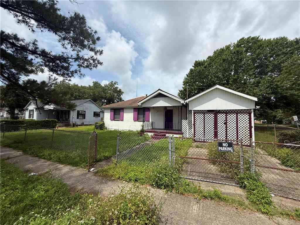 Homes For Sale - 1401 Shirley Drive<br/> New Orleans, LA 70114