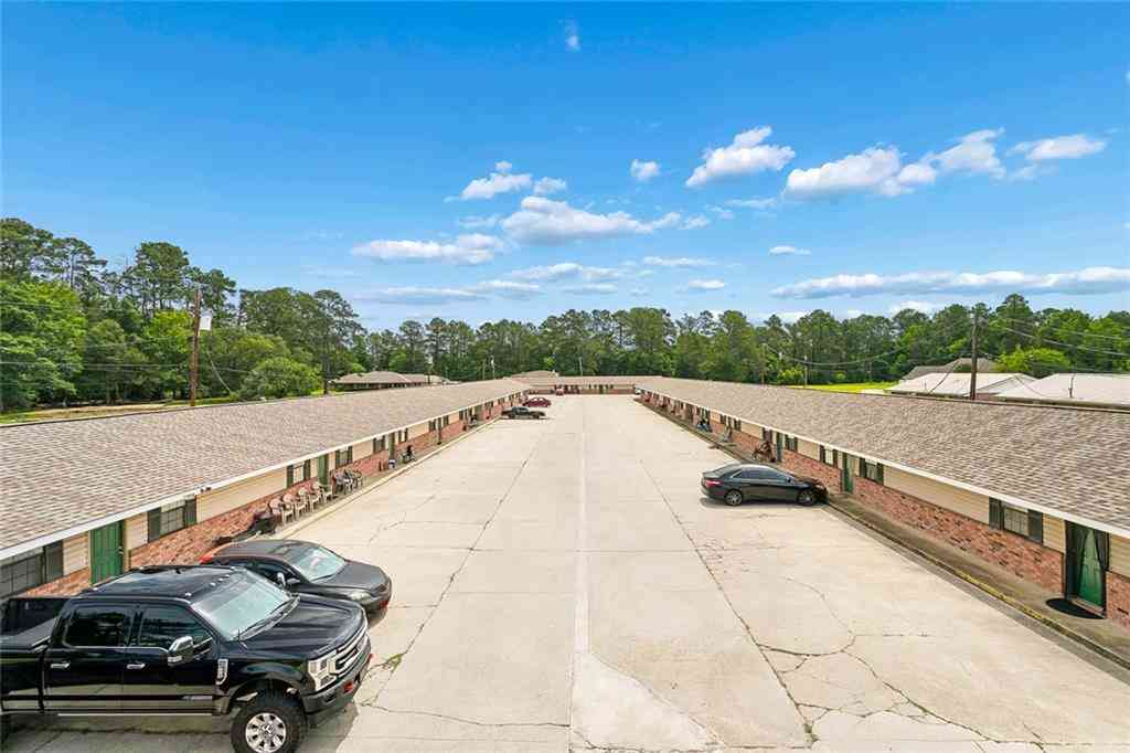 Homes For Sale - 46434 W Lee Hughes Road<br/> Hammond, LA 70401