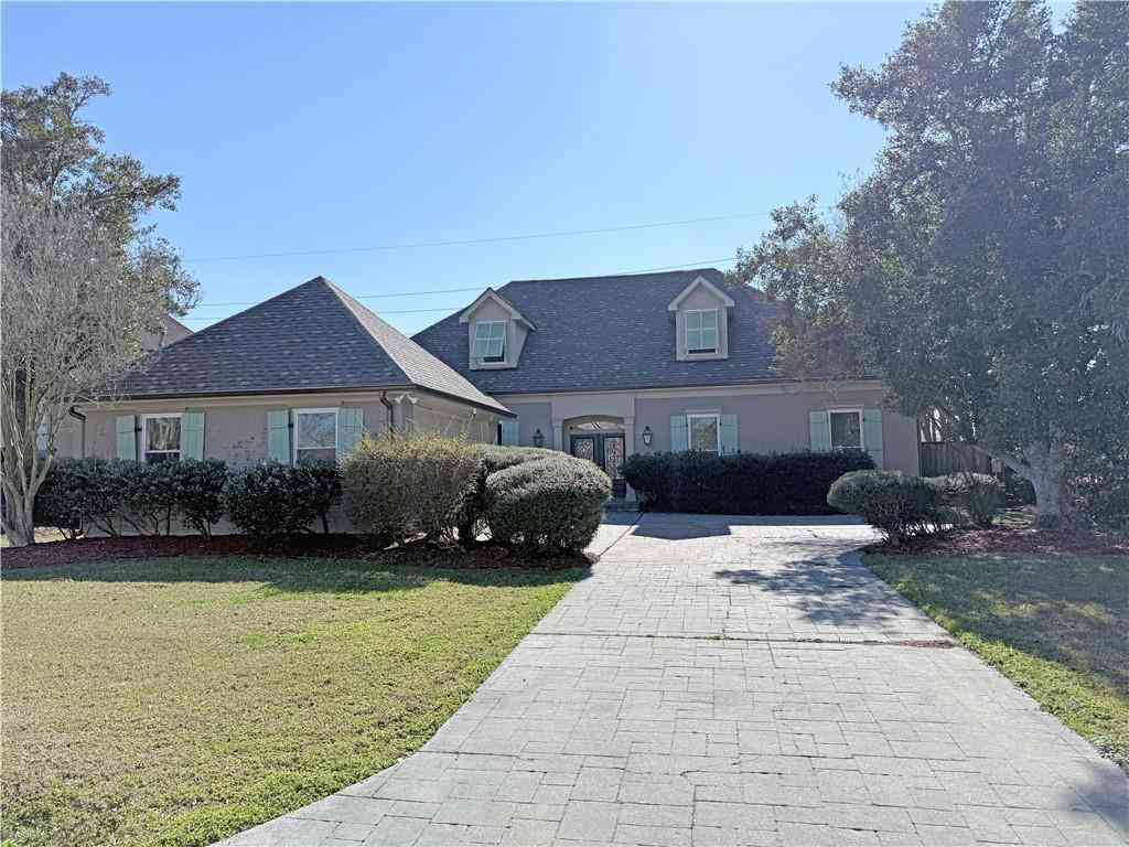 Homes For Sale - 195 Stonehaven Drive<br/> Belle Chasse, LA 70037