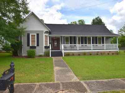 Homes For Sale - 410 W Michigan Street<br/> Poplarville, MS 39470