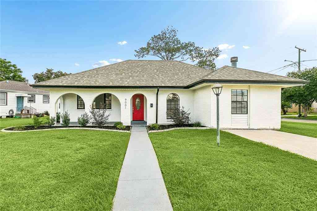 Homes For Sale - 9001 Rensu Drive<br/> River Ridge, LA 70123