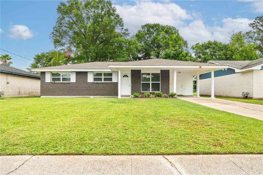 Homes For Sale - 210 Mockingbird Lane<br/> Slidell, LA 70458