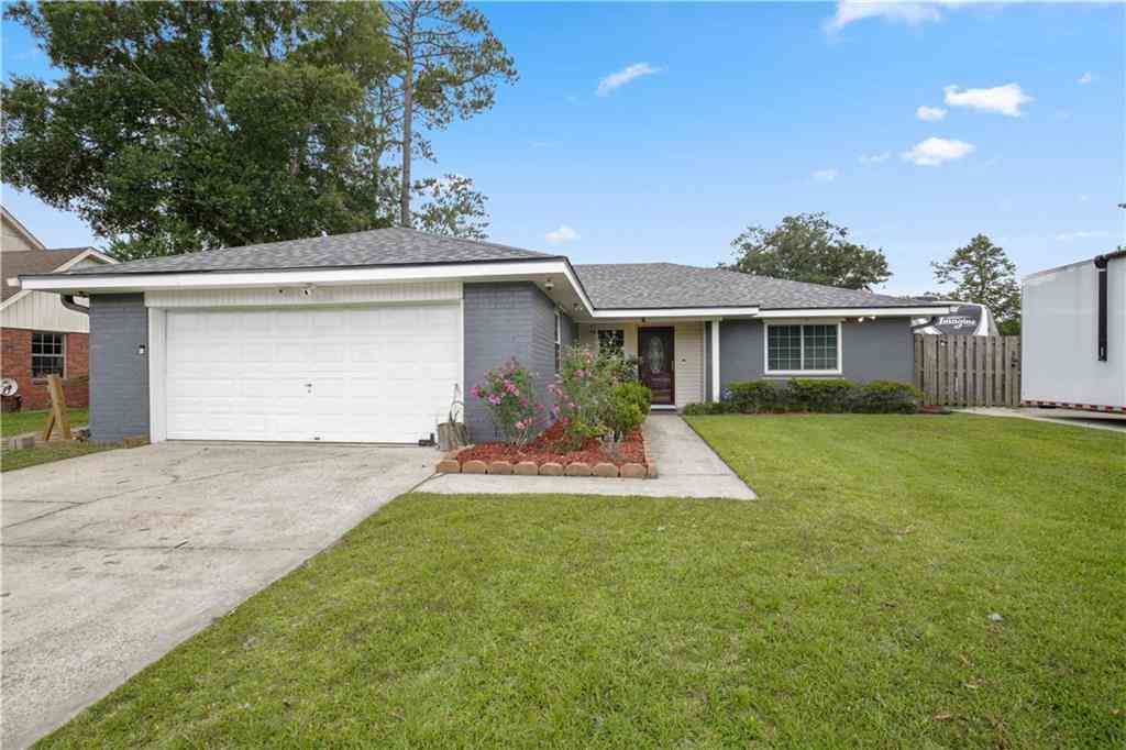 Homes For Sale - 124 Kingston Drive<br/> Slidell, LA 70458