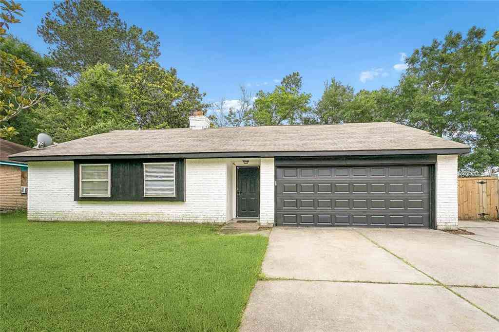 Homes For Sale - 229 S Queens Drive<br/> Slidell, LA 70458