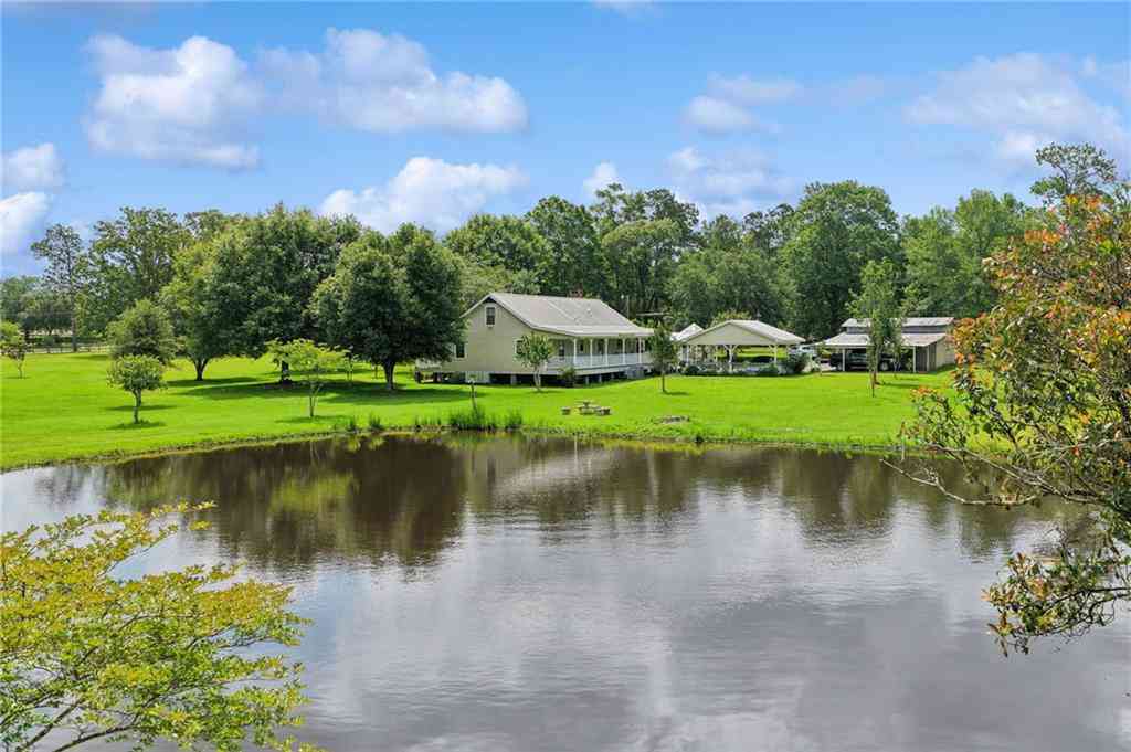 Homes For Sale - 79273 Highway 25 Highway<br/> Folsom, LA 70437