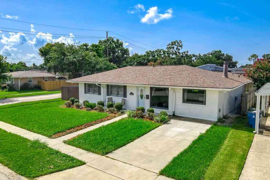 Homes For Sale - 6800 Cummins Street<br/> Metairie, LA 70003