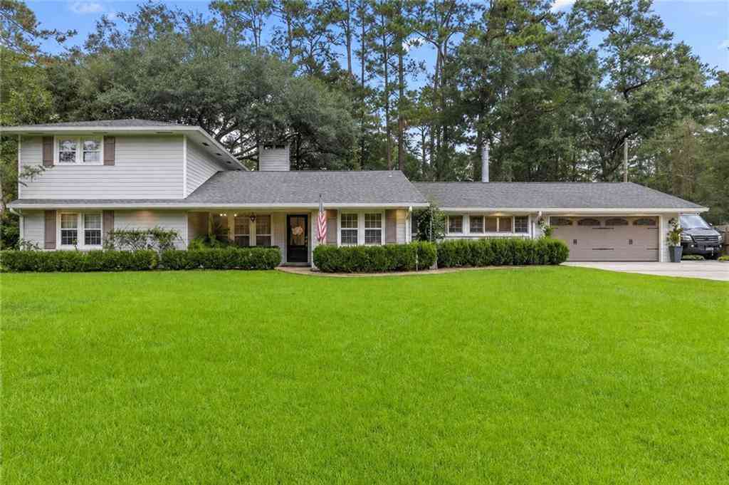 Homes For Sale - 1118 W 11th Avenue<br/> Covington, LA 70433