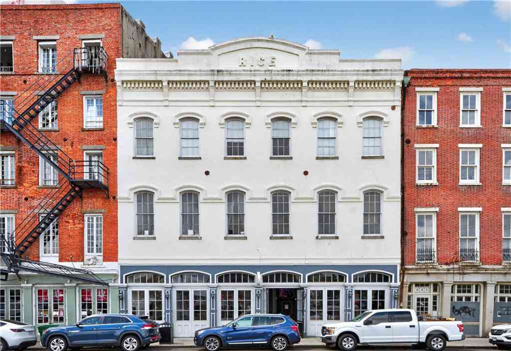 Apartment For Rent - 229 N Peters Street #301<br/> New Orleans, LA 70130