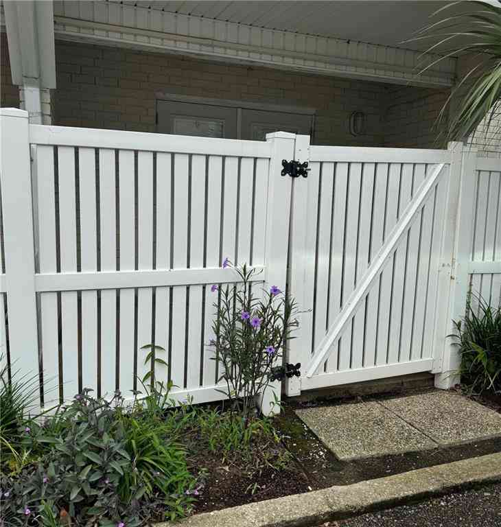 Condo For Rent - 3805 Houma Boulevard #C118<br/> Metairie, LA 70006
