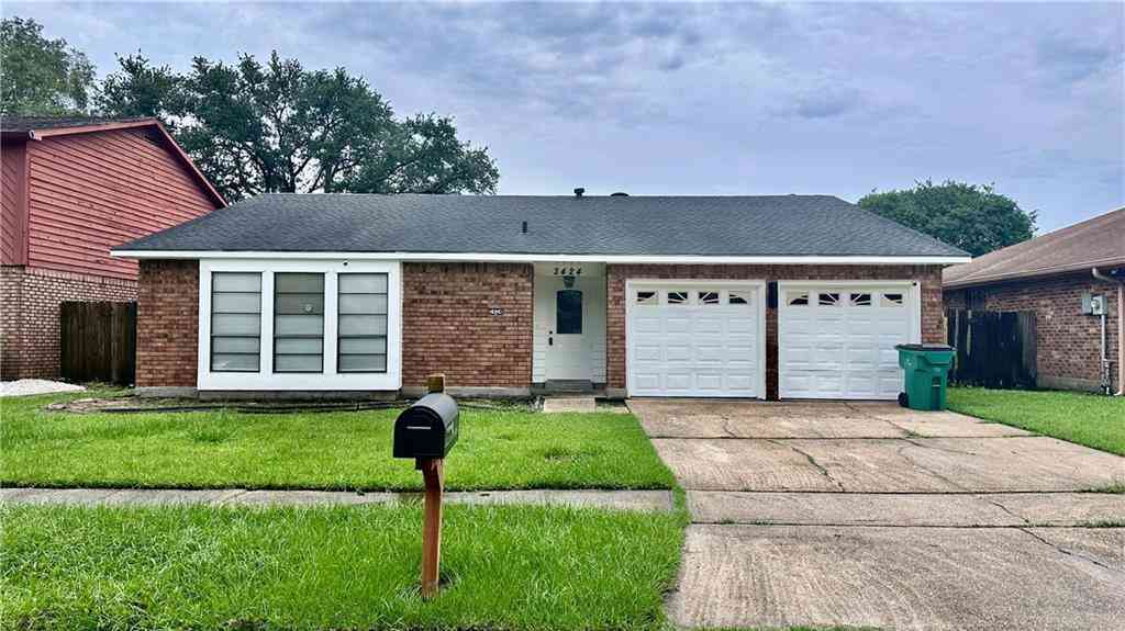 Homes For Rent - 2424 Park Place Drive<br/> Gretna, LA 70056