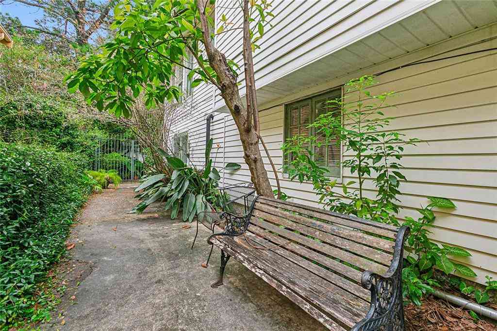 Multifamily For Rent - 7509 Jeannette Street #LOWER<br/> New Orleans, LA 70118