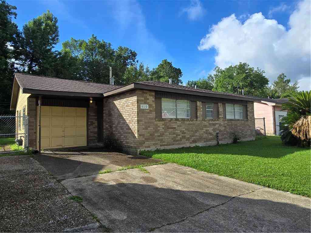 Homes For Sale - 419 Boutte Estates Drive<br/> Boutte, LA 70039