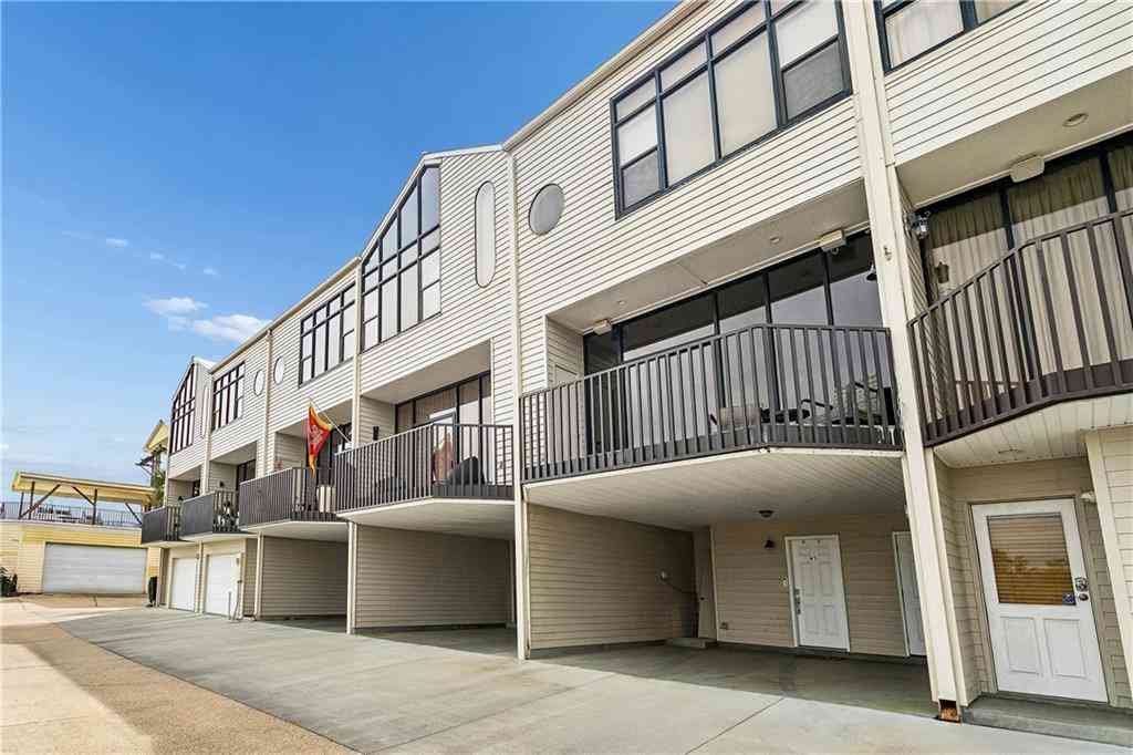Townhouse For Rent - 127 E Highway 22 Highway #N-5<br/> Saint Tammany County, Madisonville, LA 70447