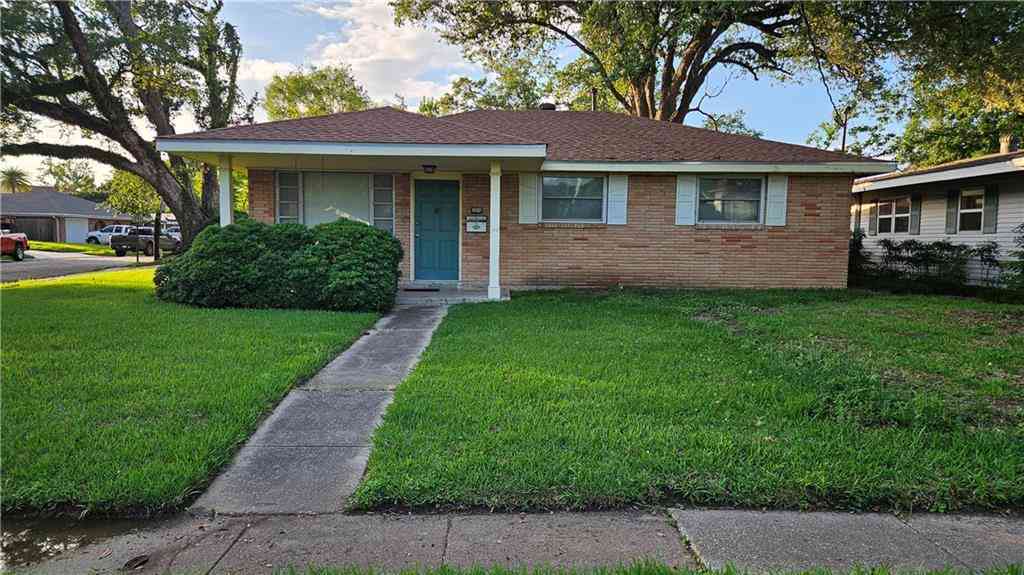 Homes For Sale - 7127 6 Street<br/> River Ridge, LA 70123