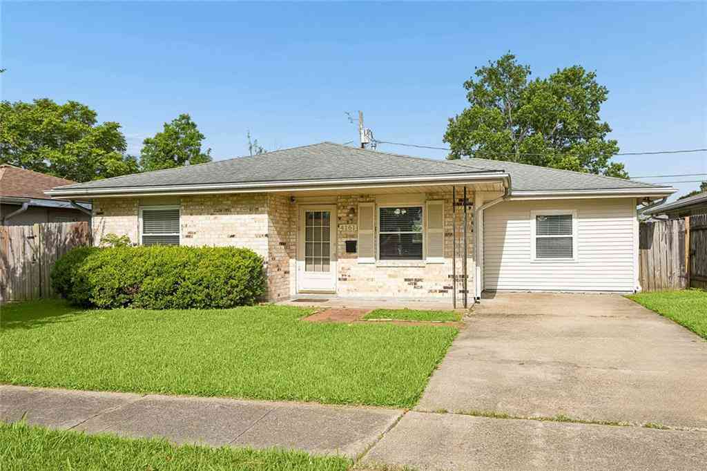 Homes For Sale - 4161 Ole Miss Drive<br/> Kenner, LA 70065