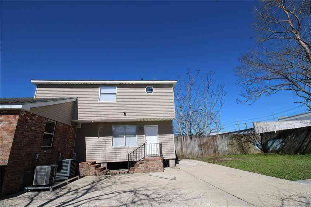 Multifamily For Rent - 229 Oak Avenue<br/> Harahan, LA 70123