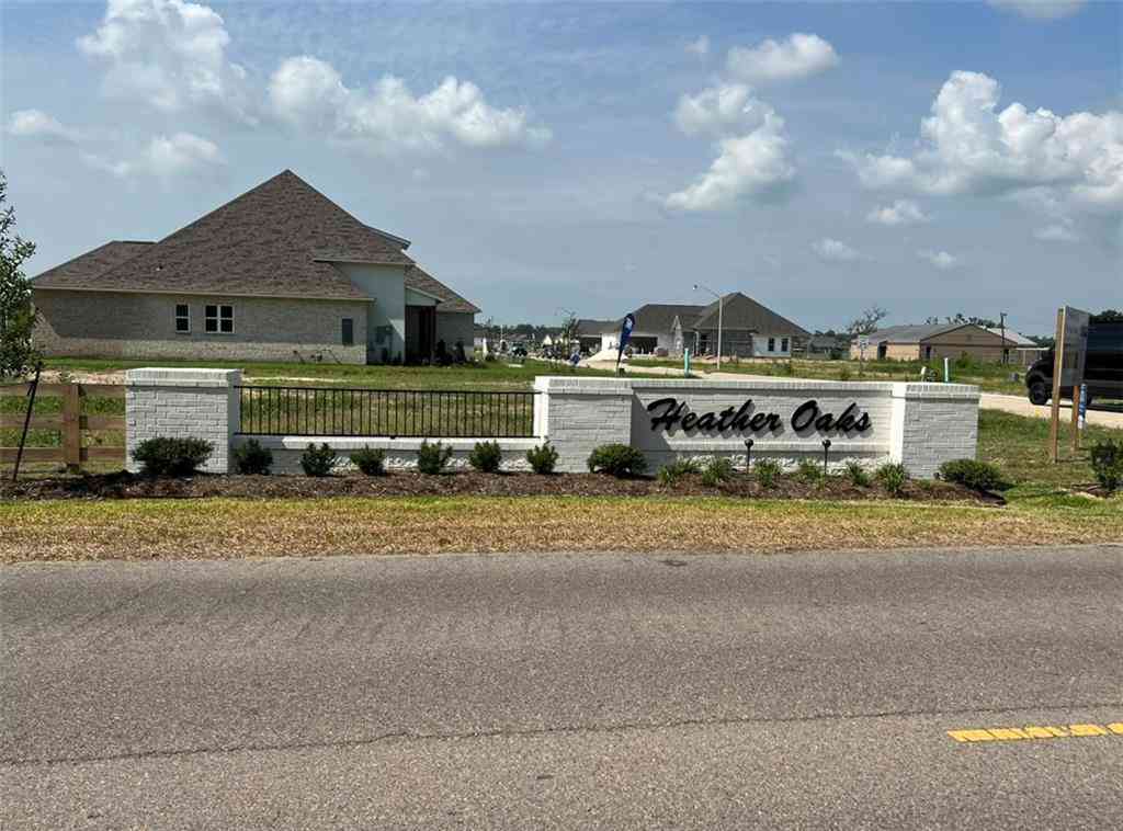 Vacant Land For Sale - 142 Sophia Drive<br/> Luling, LA 70070