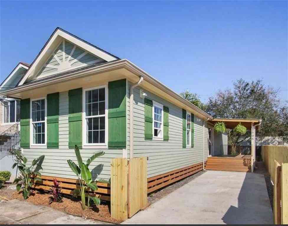 Homes For Sale - 2505 Arts Street<br/> New Orleans, LA 70117