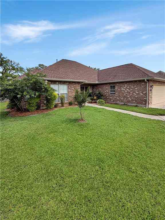 Homes For Sale - 39 Magnolia Court<br/> Ponchatoula, LA 70454