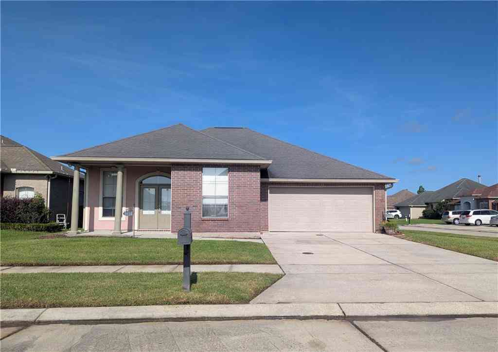 Homes For Rent - 2612 Susie Court<br/> Marrero, LA 70072