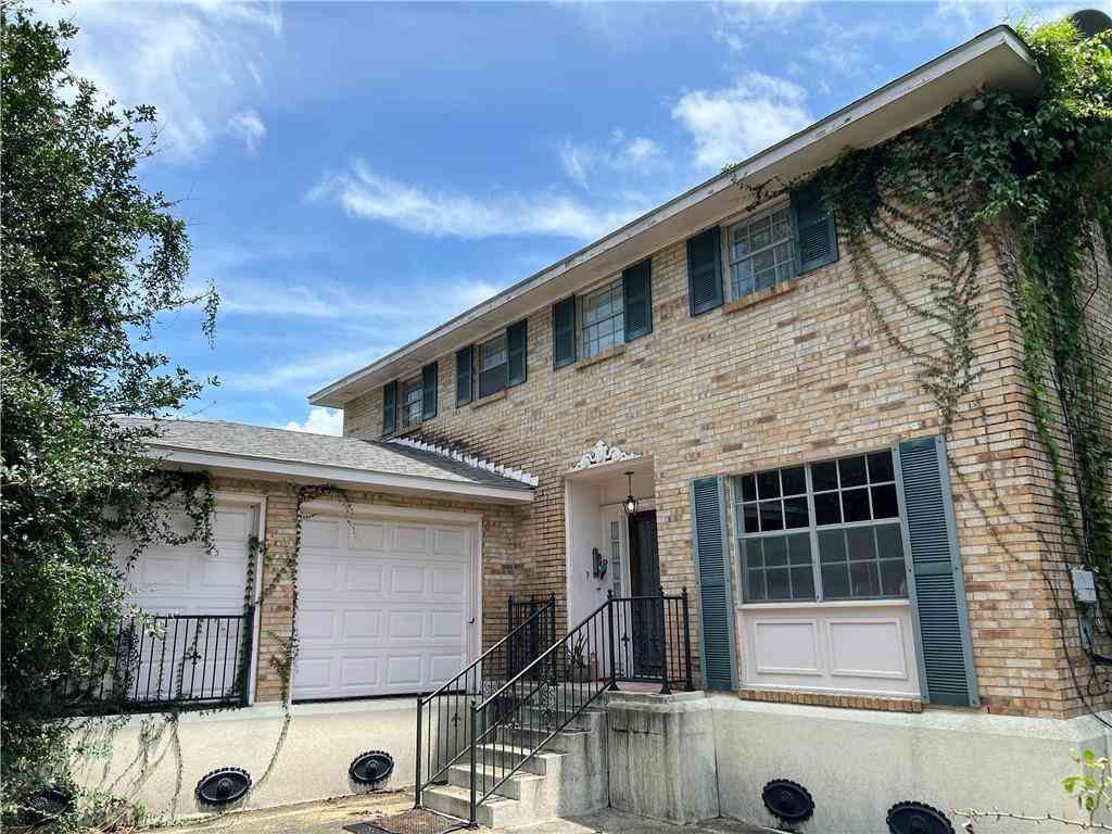 Homes For Sale - 3610 Rue Delphine Street<br/> New Orleans, LA 70131
