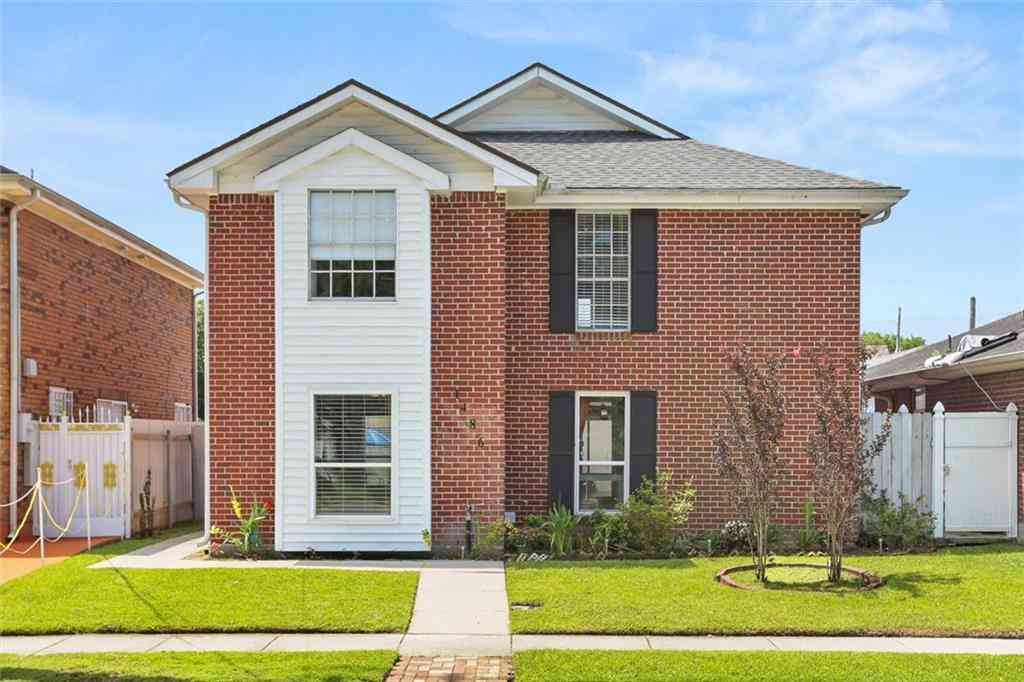 Homes For Sale - 1486 Mirabeau Avenue<br/> New Orleans, LA 70122