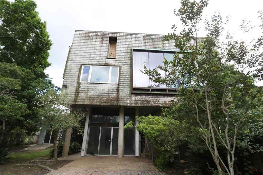 Homes For Sale - 1600 Nie Parkway<br/> New Orleans, LA 70131