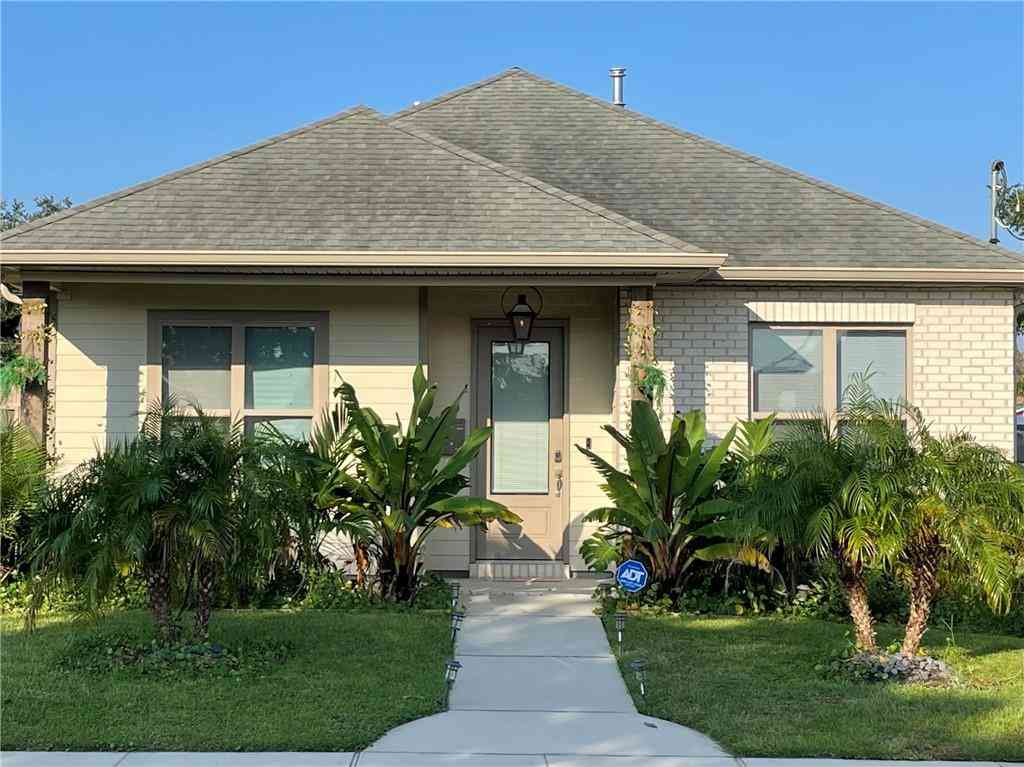 Homes For Rent - 1420 Carnation Avenue<br/> Metairie, LA 70001
