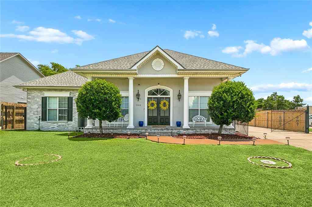 Homes For Sale - 3504 Connecticut Avenue<br/> Kenner, LA 70065
