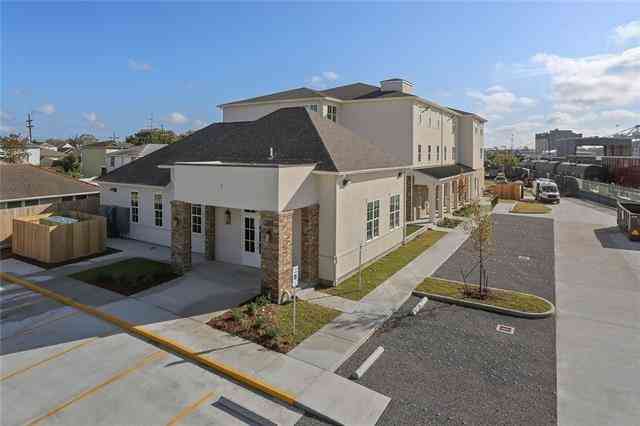Apartment For Rent - 201 Nashville Avenue #3D<br/> New Orleans, LA 70115