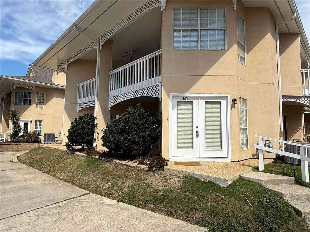 Condo For Rent - 409 Tops'l Drive<br/> Mandeville, LA 70448