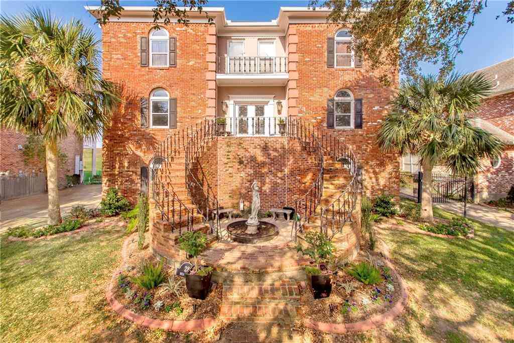 Homes For Sale - 28 Mesa Street<br/> Kenner, LA 70065