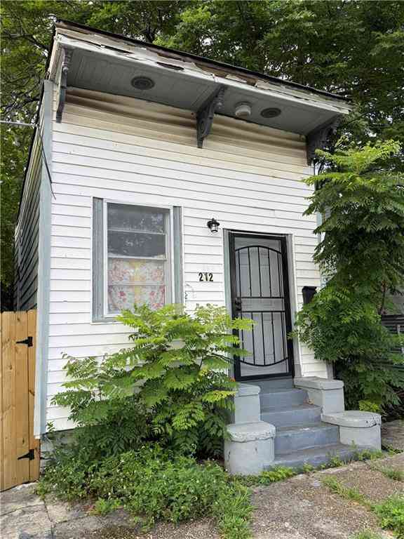 Homes For Sale - 212 N Tonti Street<br/> New Orleans, LA 70119