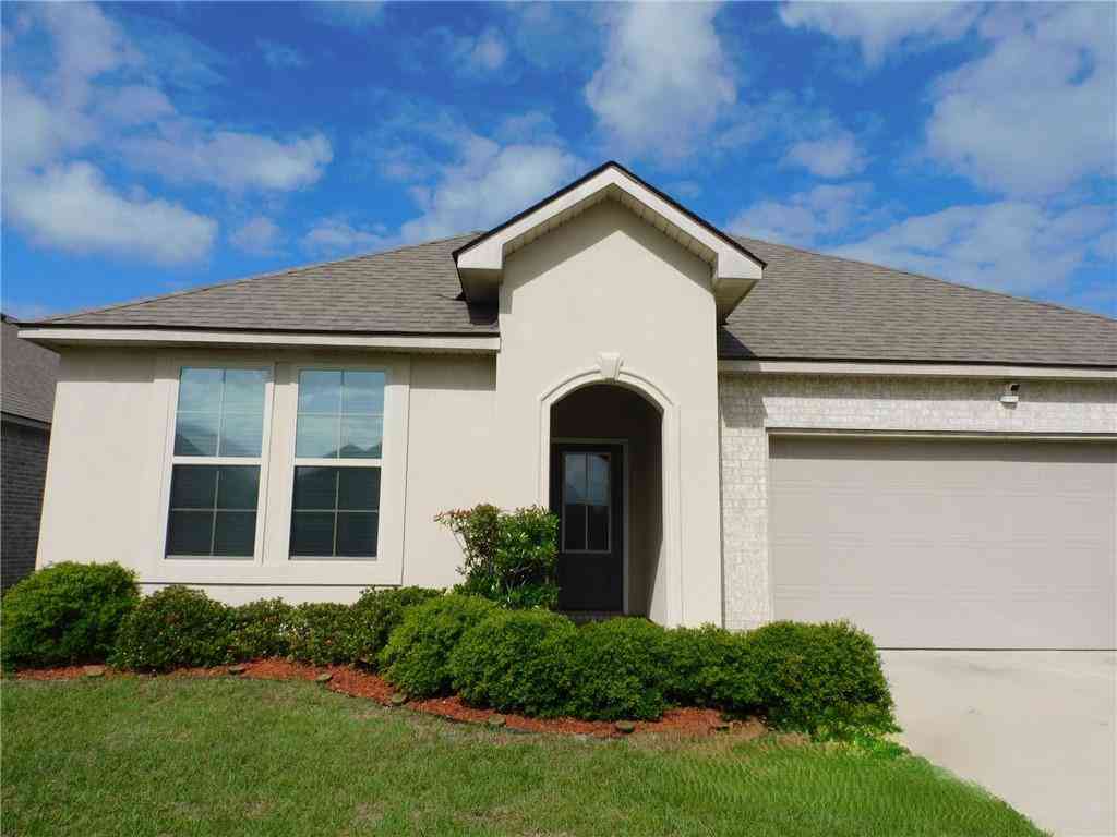 Homes For Rent - 5169 Clarkston Grove Drive<br/> Slidell, LA 70461