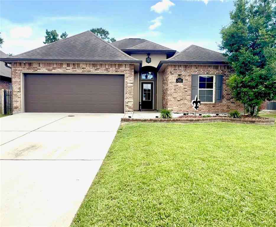 Homes For Sale - 4820 Bald Eagle Park<br/> Marrero, LA 70072