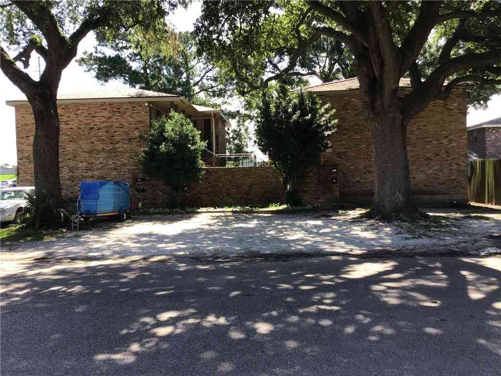 Multifamily For Rent - 735 Lake Avenue<br/> Metairie, LA 70005