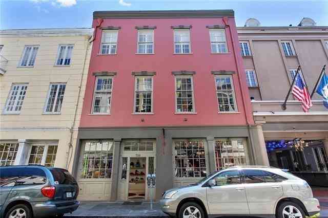 Homes For Sale - 324 Chartres Street<br/> New Orleans, LA 70130