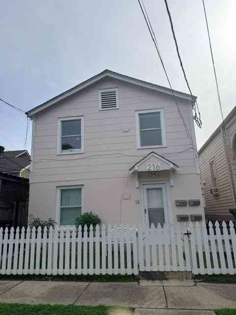 Multifamily For Rent - 216 Bermuda Street #1A<br/> New Orleans, LA 70114