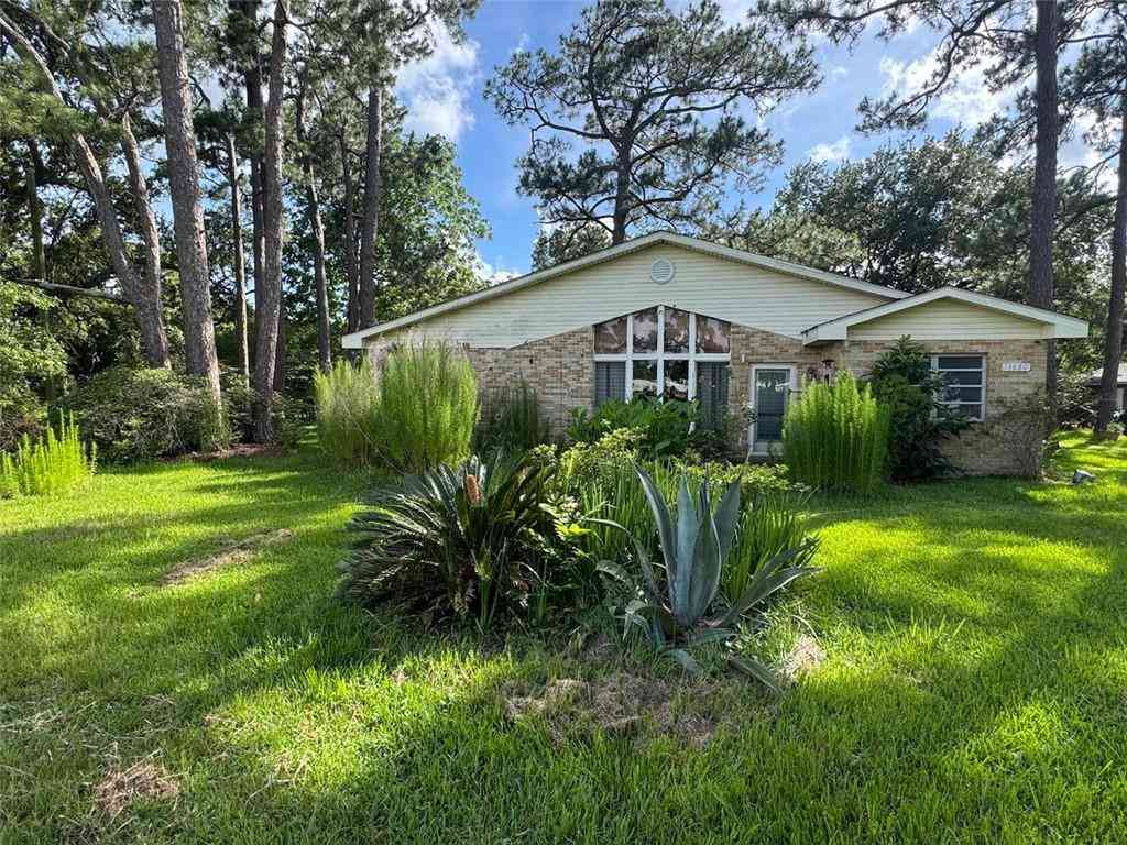 Homes For Sale - 13680 Highway 23<br/> Belle Chasse, LA 70037