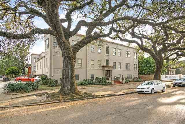 Condo For Rent - 4506 St Charles Avenue #A<br/> Orleans County, New Orleans, LA 70115