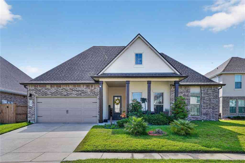 Homes For Sale - 5408 Iris Hollow Road<br/> Slidell, LA 70461
