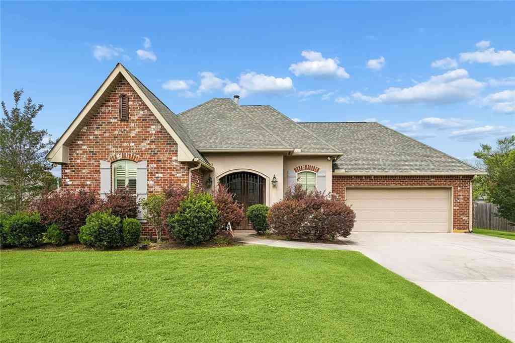 Homes For Sale - 167 Fayedaye Drive<br/> Madisonville, LA 70447