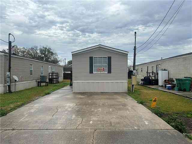 Homes For Rent - 714 St. Charles Street<br/> Norco, LA 70079