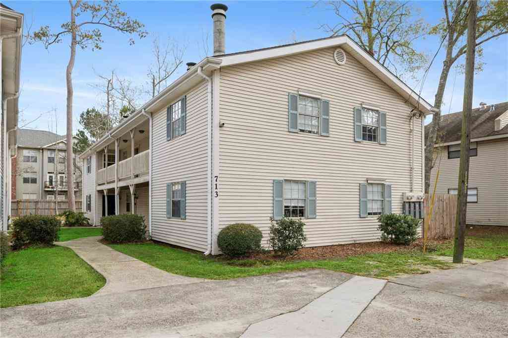 Condo For Rent - 713 Heavens Drive #5<br/> Mandeville, LA 70471