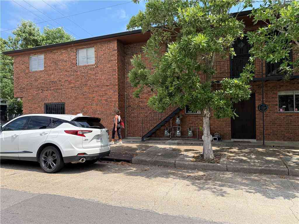 Apartment For Rent - 3903 Royal Street #3903<br/> New Orleans, LA 70119