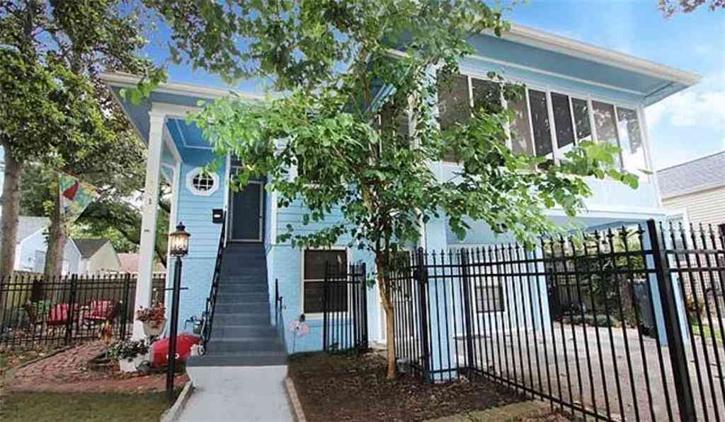 Homes For Rent - 2014 Lowerline Street<br/> New Orleans, LA 70118