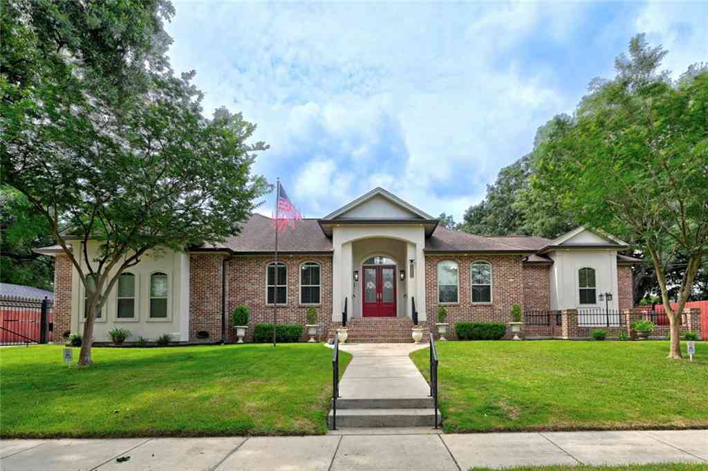 Homes For Sale - 1464 Burbank Drive<br/> New Orleans, LA 70122