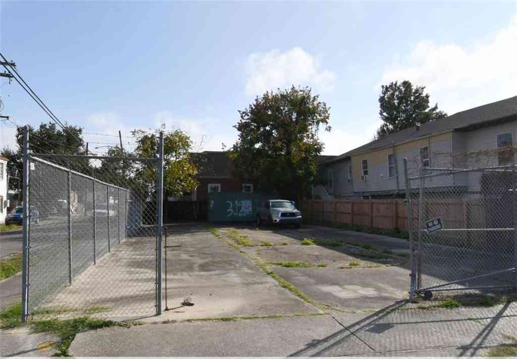 Vacant Land For Sale - 3700 Lasalle Street<br/> New Orleans, LA 70115