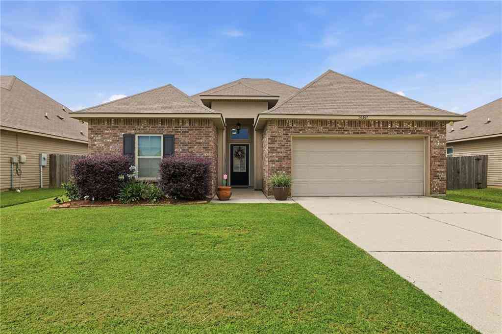 Homes For Sale - 20307 Palm Boulevard<br/> Covington, LA 70435