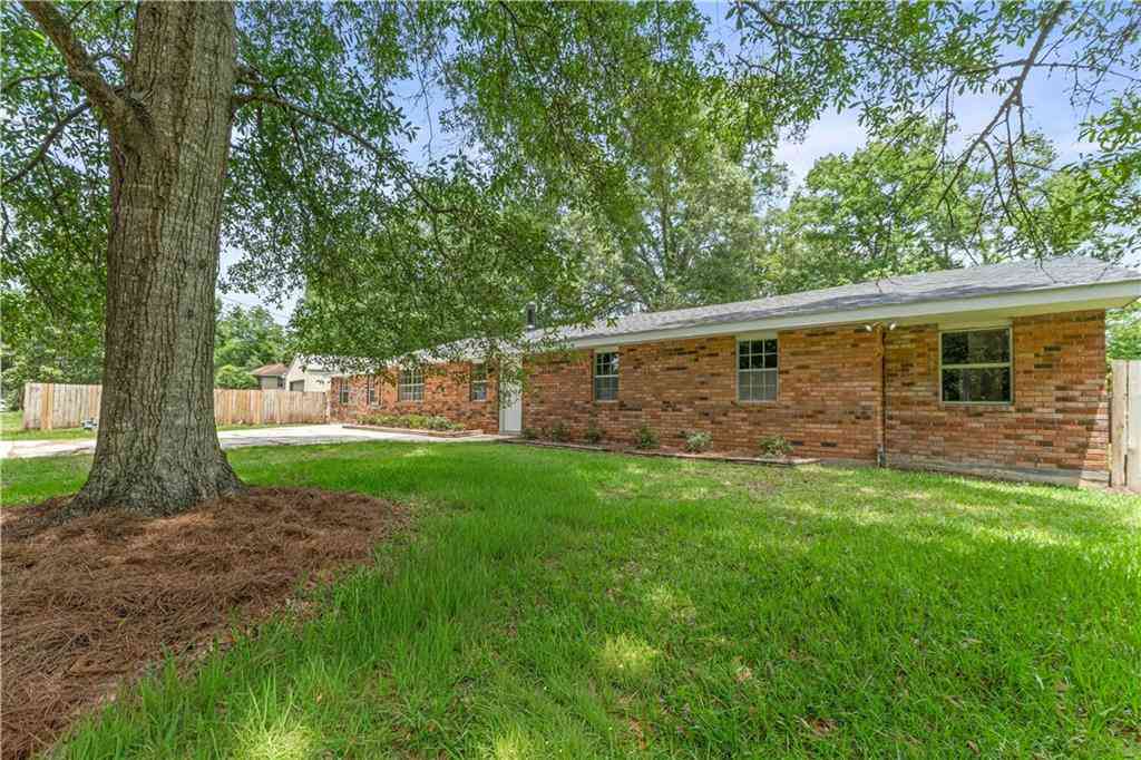 Multifamily For Sale - 62044 N 9th Street<br/> Slidell, LA 70460